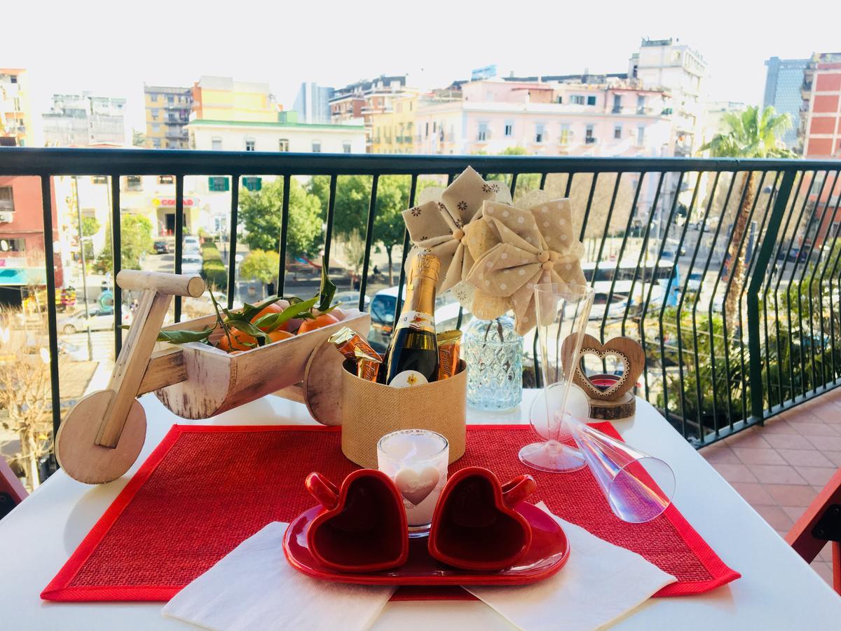 Holiday Garibaldi Napoli Bed & Breakfast Exterior photo