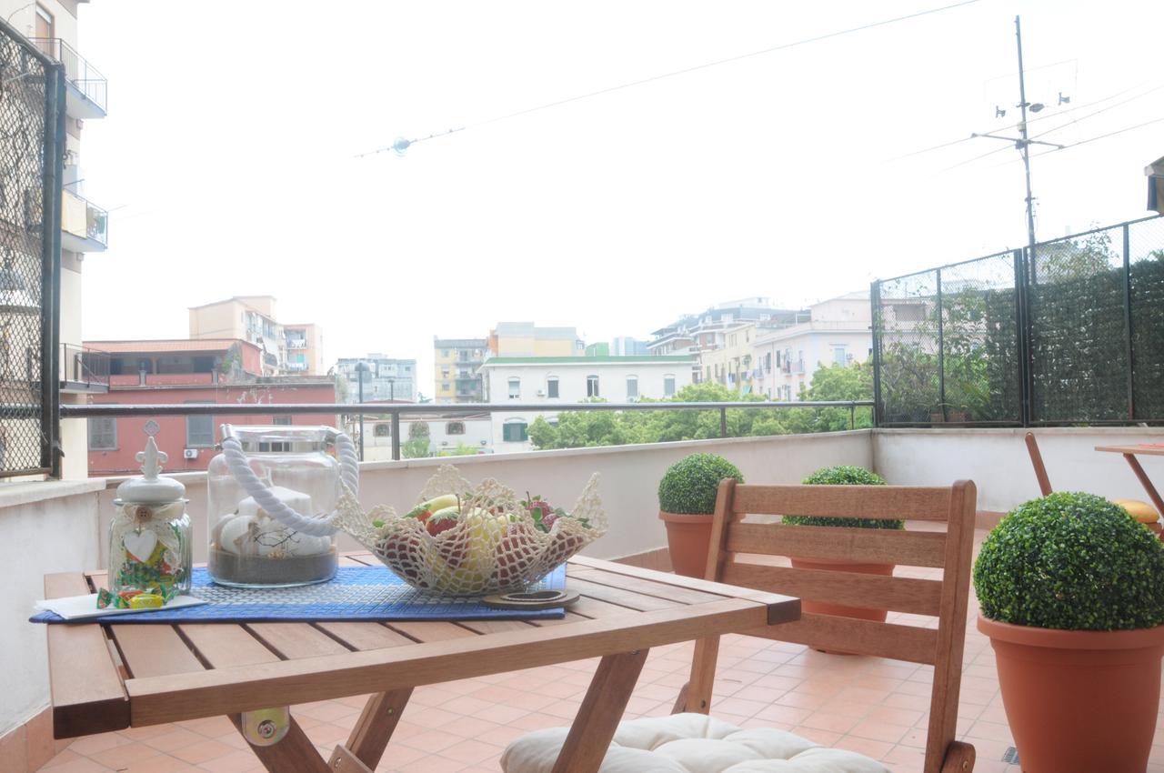 Holiday Garibaldi Napoli Bed & Breakfast Exterior photo
